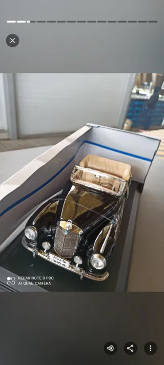 Coche a escala 1/18