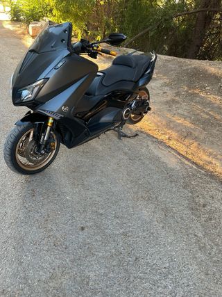 Yamaha Tmax Iron Max 2016