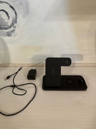 Base di Ricarica Wireless 4 in 1 Nera