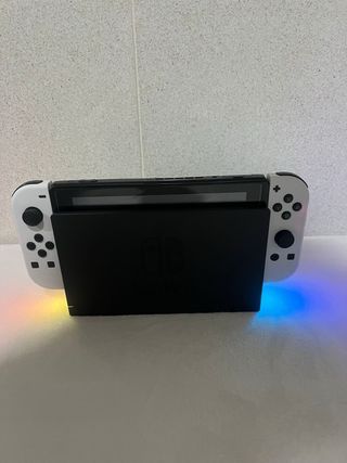 Nintendo Switch Blanca y Negra + Accesorios