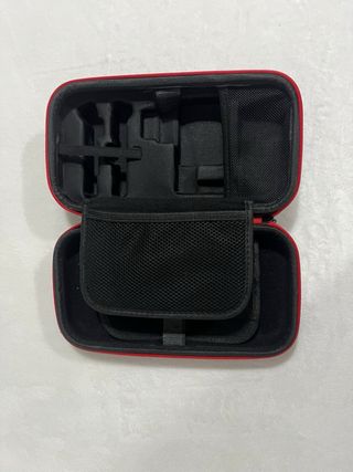 Nintendo Switch Blanca y Negra + Accesorios