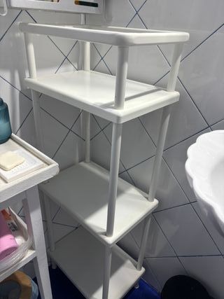 Estantería metal vertical IKEA blanca DYNAN