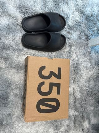 Yeezy Slide Negro