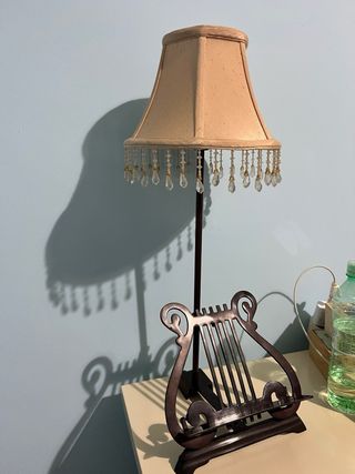 Lámpara de mesa decorativa