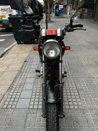 Honda CB 250cc Naked Negra