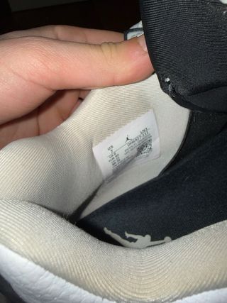 Air Jordan 4 Retro Military Black