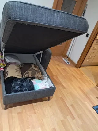 Sofá Cama Gris con Chaiselongue es algo negociable