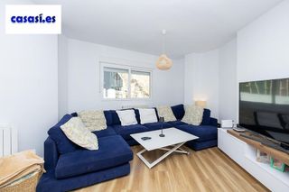 Piso en venta en Crta. De la Sierra en Granada