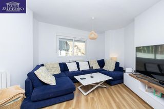 Piso en venta en Crta. De la Sierra en Granada