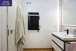 Piso en venta en Crta. De la Sierra en Granada