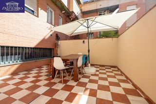 Piso en venta en Crta. De la Sierra en Granada