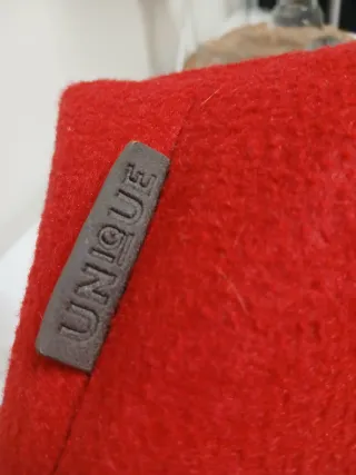 Bolso rojo marca Unique