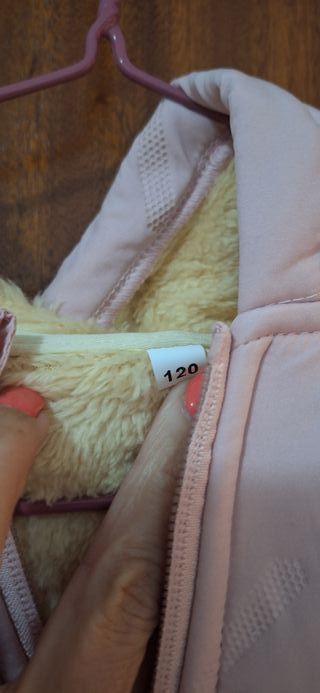 Casaco infantil rosa c/ interior pelo