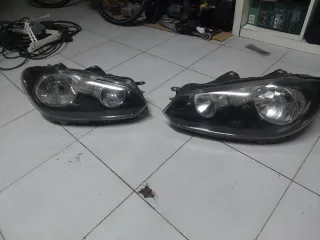 Farol Direito Golf 6