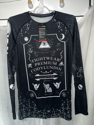 Camiseta Cody Lundin Manga Larga Talla L