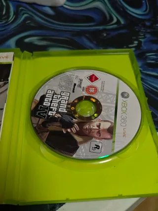 Lote 3 juegos Xbox: GTA IV, Max Payne 3, B