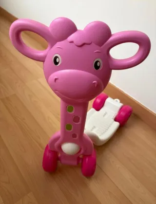 Patinete infantil jirafa rosa