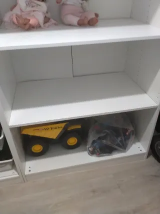 Armario abierto madera blanco