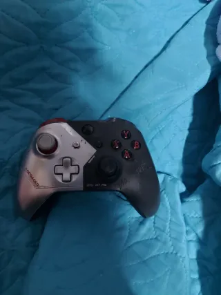Mando Xbox Cyberpunk Edición Limitada