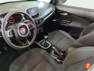 Fiat Tipo 5P 1.4 Fire 70kW (95CV) Lounge