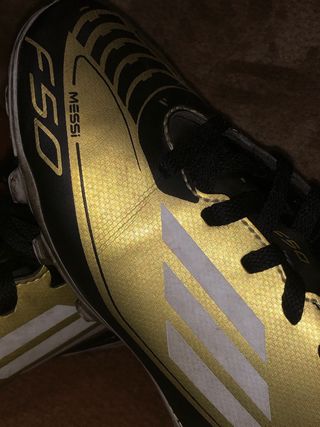 Botas de fútbol Adidas F50 Messi Oro
