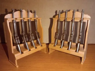 Playmobil-Lote 2 armeros y 8 rifles oeste ejercito