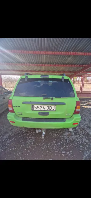 Jeep Grand Cherokee silver creek