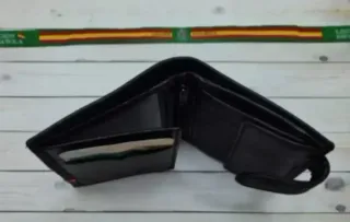 CARTERA CON MONEDERO PIEL LEGION + REGALO PULSERA