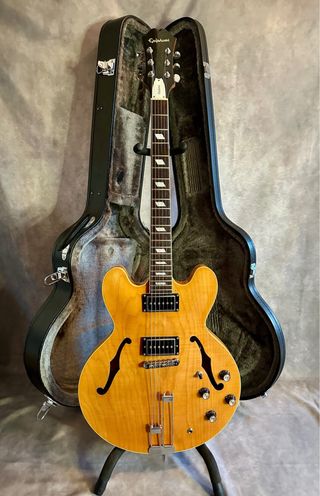 Epiphone Nick Valensi Riviera P-94 Guitarra
