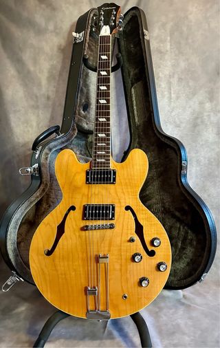 Epiphone Nick Valensi Riviera P-94 Guitarra