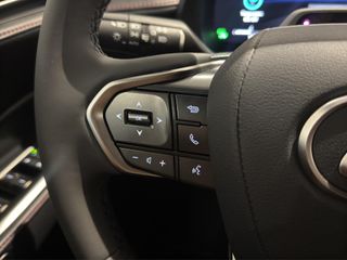 LEXUS LBX 1.5 136HP HEV ELEGANT PLUS BLACK 136 5P