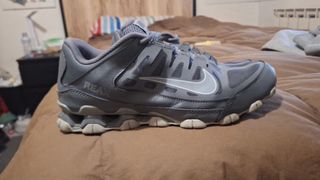 Nike Reax Gris