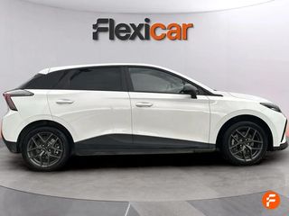 MG MG4 51kWh Standard