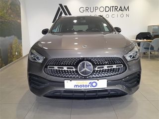 MERCEDES-BENZ Clase GLA 200 D 4MATIC