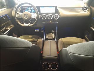 MERCEDES-BENZ Clase GLA 200 D 4MATIC