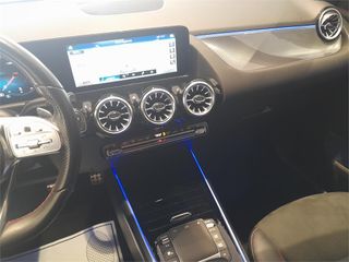 MERCEDES-BENZ Clase GLA 200 D 4MATIC