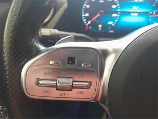 MERCEDES-BENZ Clase GLA 200 D 4MATIC