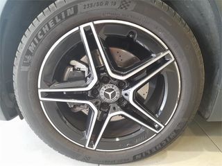 MERCEDES-BENZ Clase GLA 200 D 4MATIC