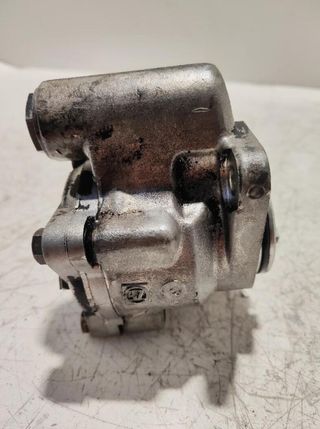 301182 bomba dirección 7682955133 iveco daily caja