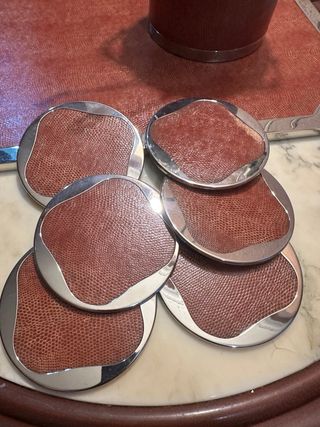 Juego cubitera, bandeja y posavasos 70s