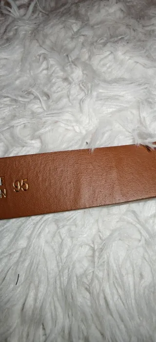 Cinturón hebilla perlas 95 cm