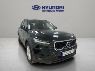 Volvo XC40 1.5 T2 Momentum Core