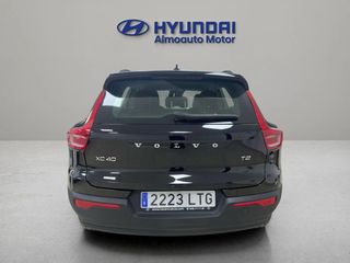 Volvo XC40 1.5 T2 Momentum Core