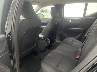 Volvo XC40 1.5 T2 Momentum Core