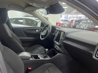 Volvo XC40 1.5 T2 Momentum Core