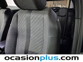 Peugeot 2008 Allure Hybrid eDCS6 100 kW (136 CV)