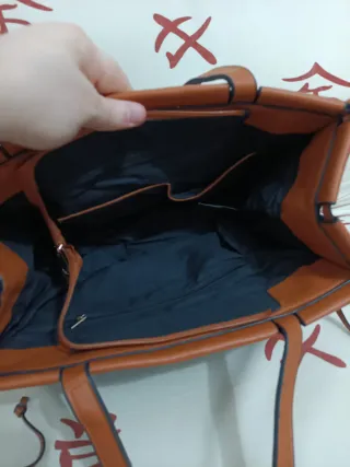 Bolso Negro y Marrón