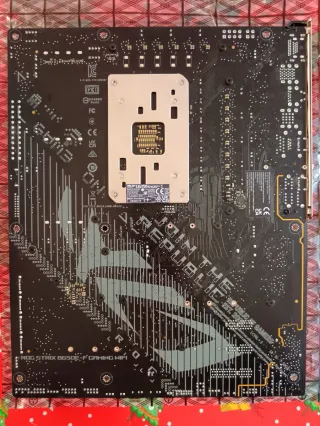 ASUS ROG STRIX B650 E F GAMING WIFI PLACA BASE