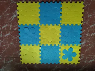 Puzzle Goma Eva Flores