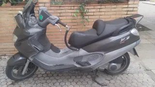 Piaggio X9 125cc Maxiscooter